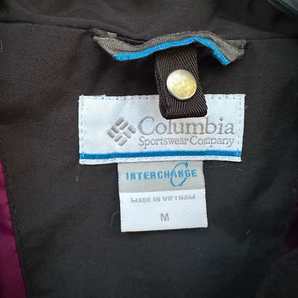 Women's Columbia Black Waterproof Jacket with Hood ~ Medium - Picture 7 of 9